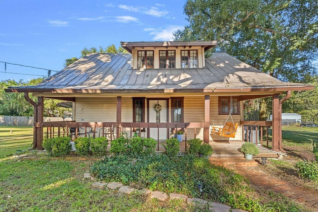 208 N Main Ave., Minneola, FL 34715