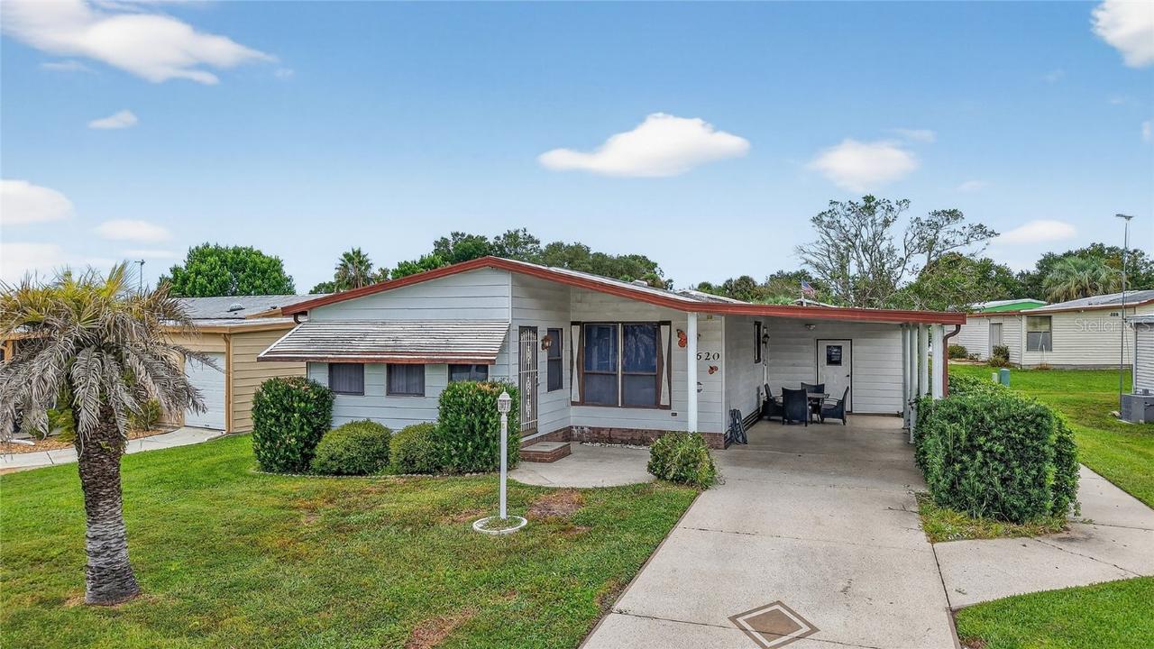 620 Jennifer Dr., Lady Lake, FL 32159
