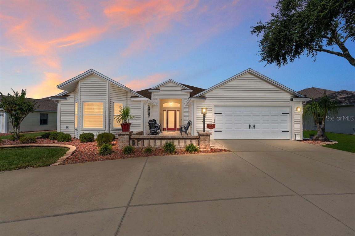2054 Palo Alto Ave., The Villages, FL 32159