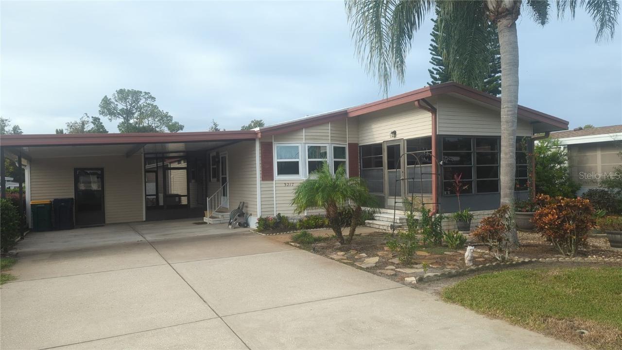 3217 Rainbow Rd., Tavares, FL 32778