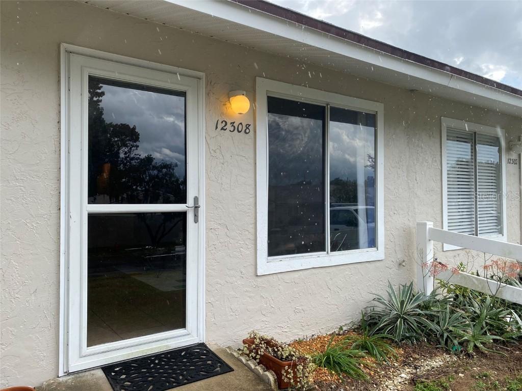 12308 Tavares Ridge Cir., Tavares, FL 32778
