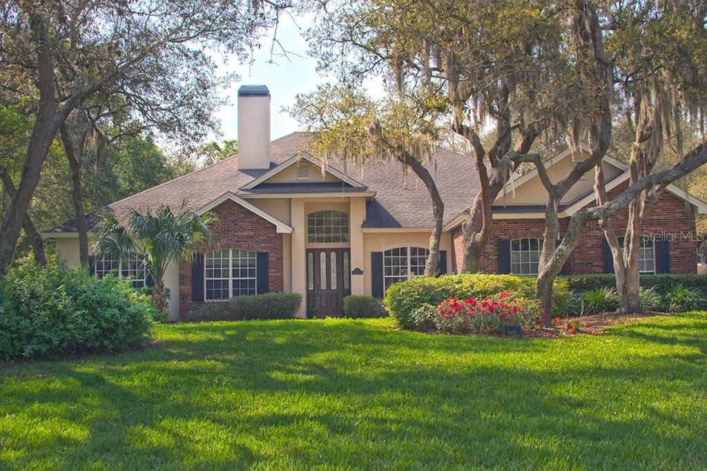 33045 Lake Bend Cir., Leesburg, FL 34788