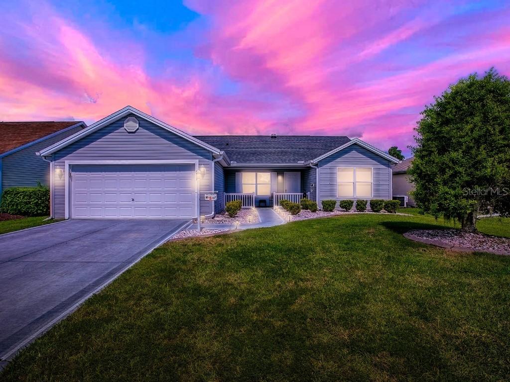 2412 Merida Cir., The Villages, FL 32162