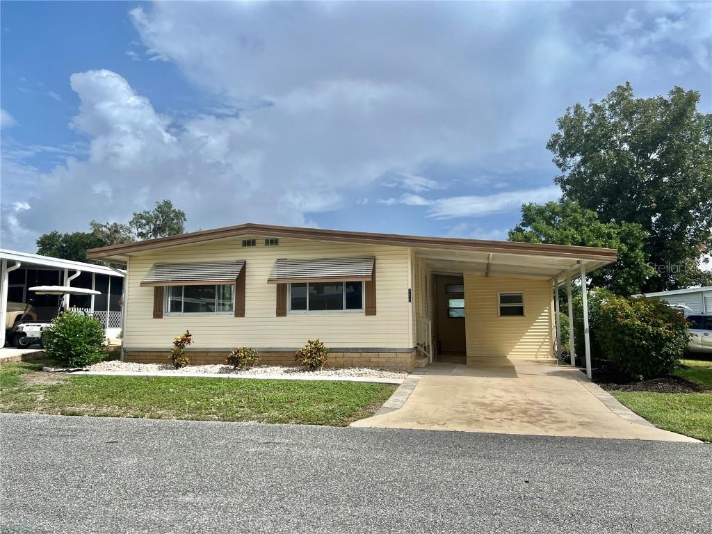 111 Jacaranda Dr., Leesburg, FL 34748