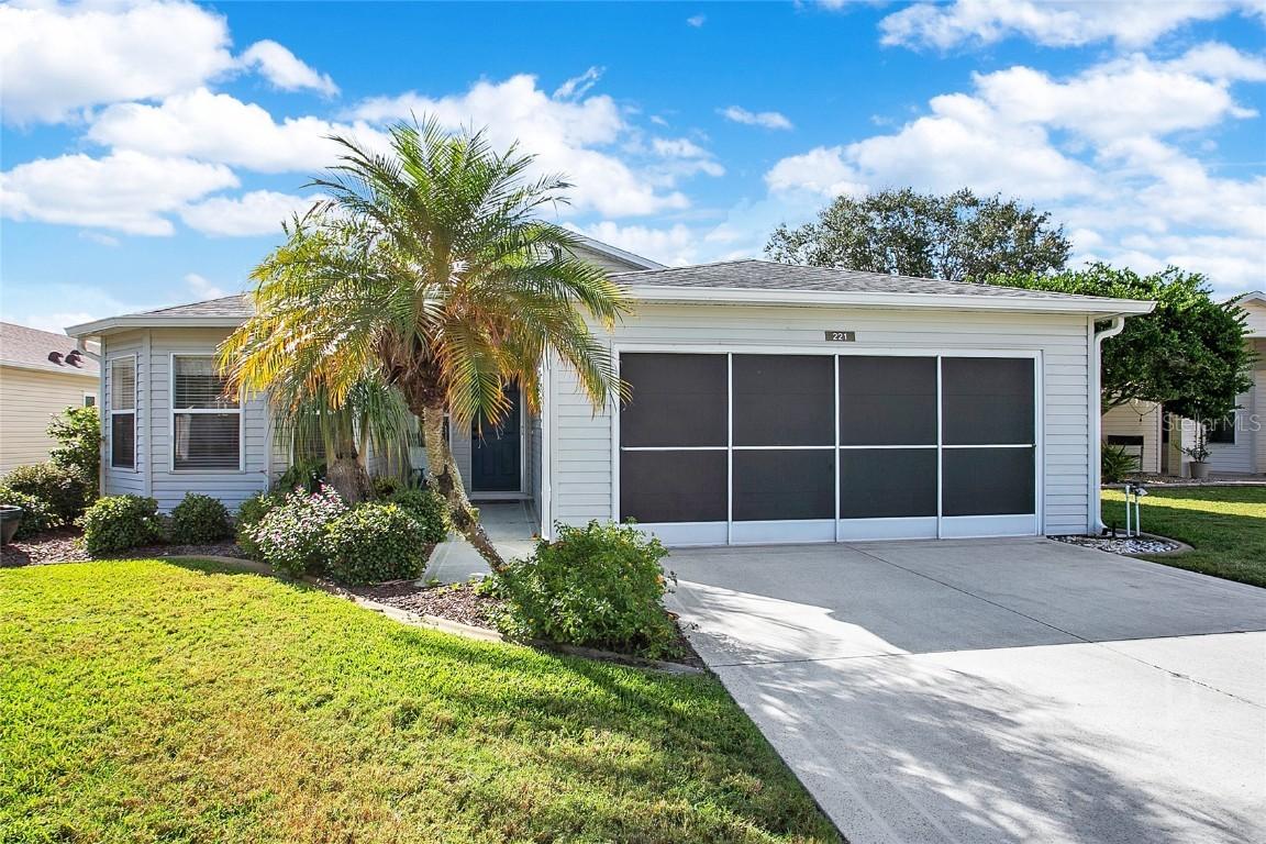 221 Grand Vista Tr., Leesburg, FL 34748