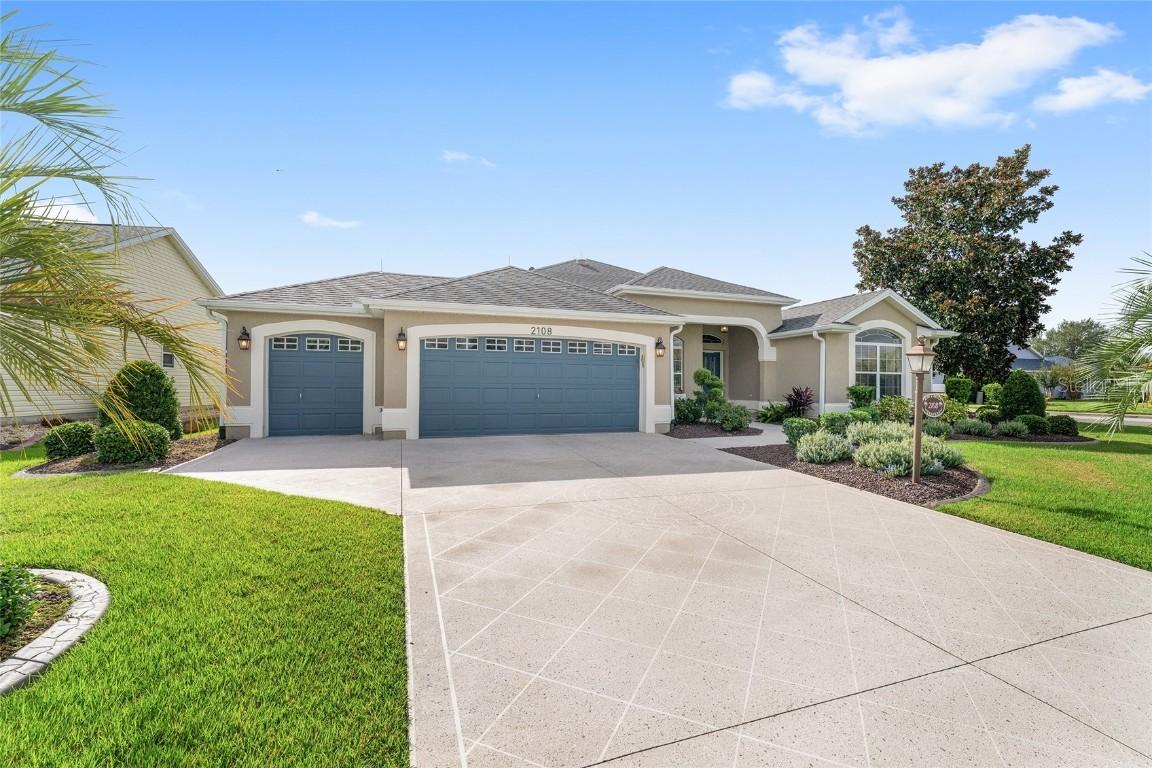 2108 Clarks Hill Way, The Villages, FL 32162