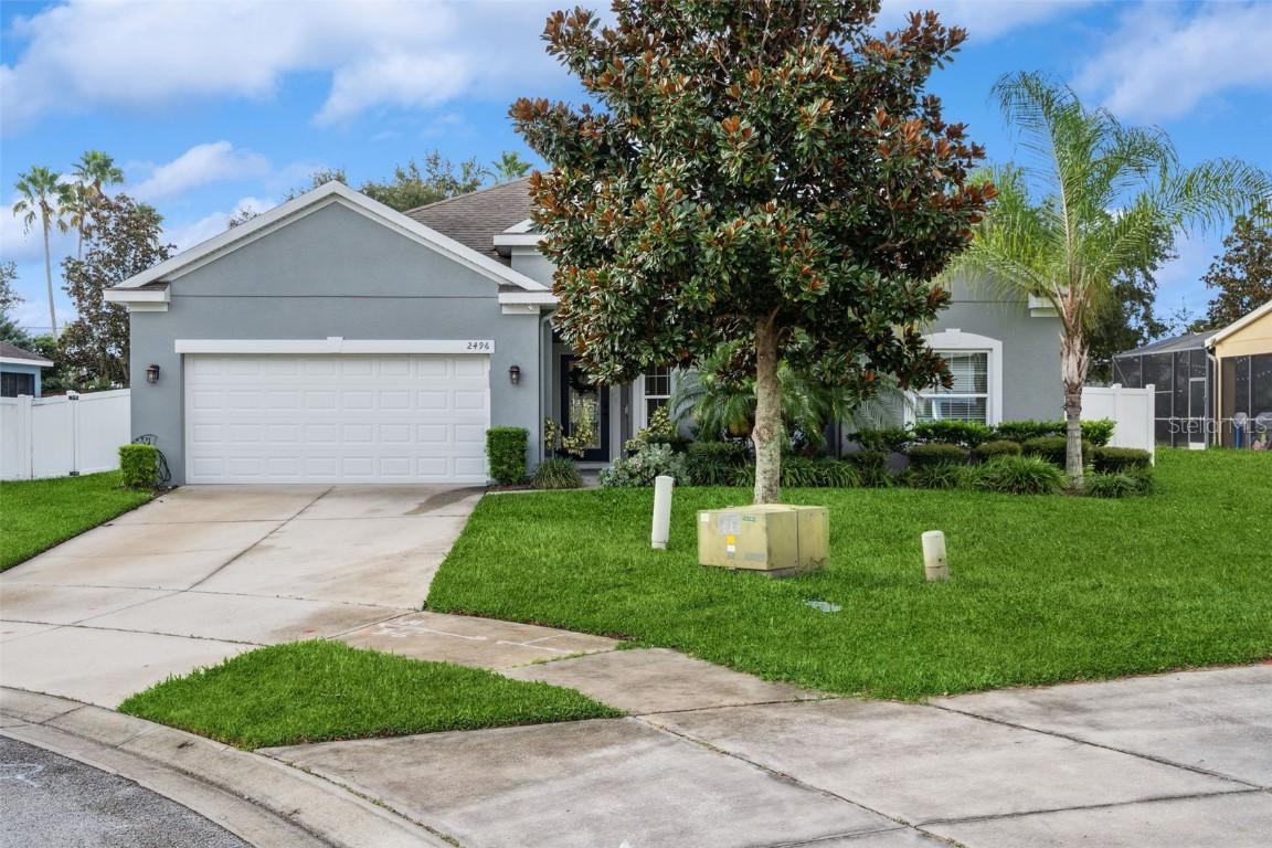 2496 Plumadore Dr., Grand Island, FL 32735