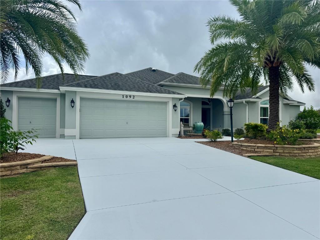 1092 Incorvaia Way, The Villages, FL 32163