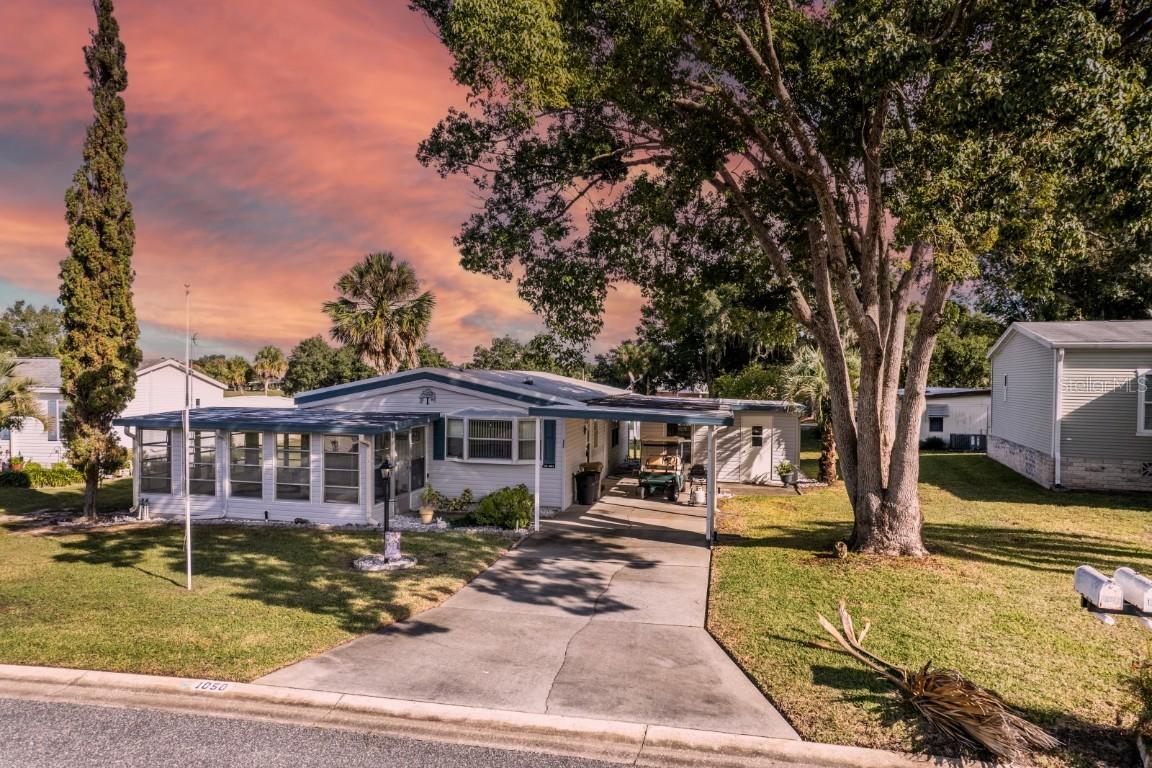 1050 Geneva Way, Grand Island, FL 32735