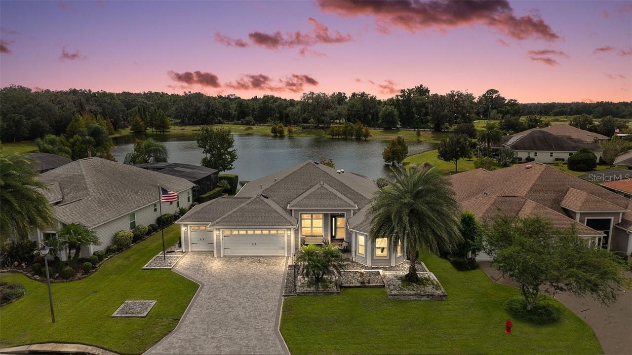 2082 Vision Ct., The Villages, FL 32163