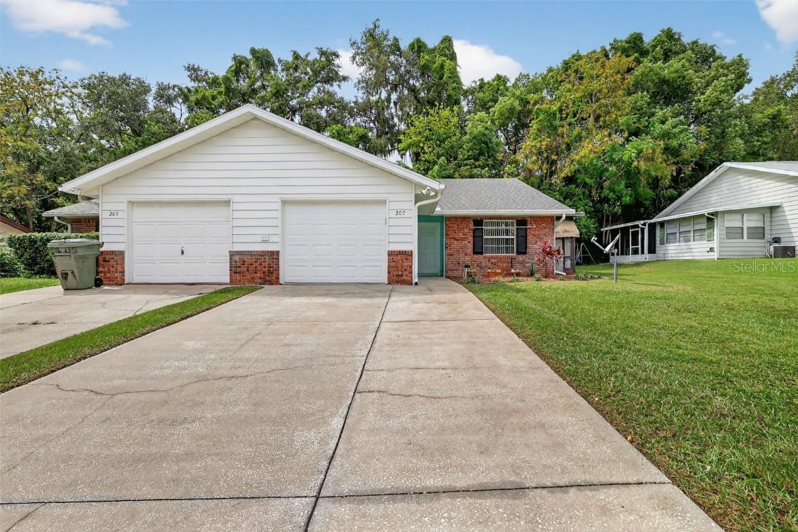 207 Fernwood St., Leesburg, FL 34748