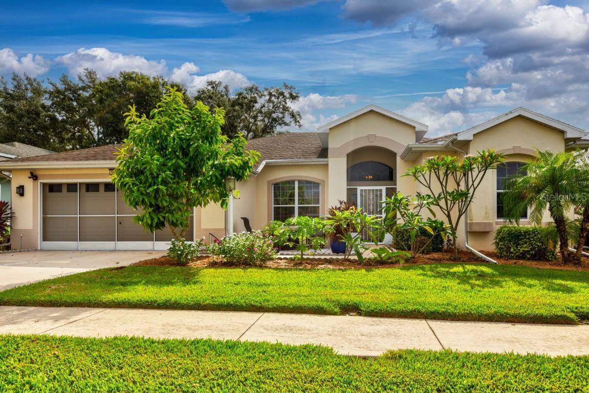 5839 Woodland Moss Way, Leesburg, FL 34748