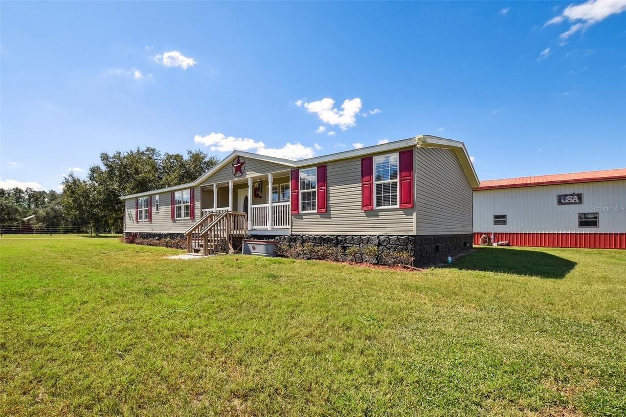 28321 Shirley Shores Rd., Tavares, FL 32778