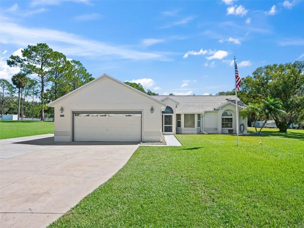 36130 S Grays Airport Rd., Fruitland Park, FL 34731
