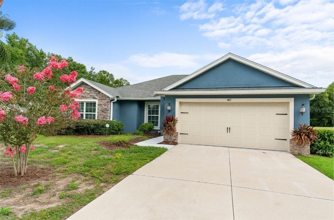 382 Lake St., Umatilla, FL 32784