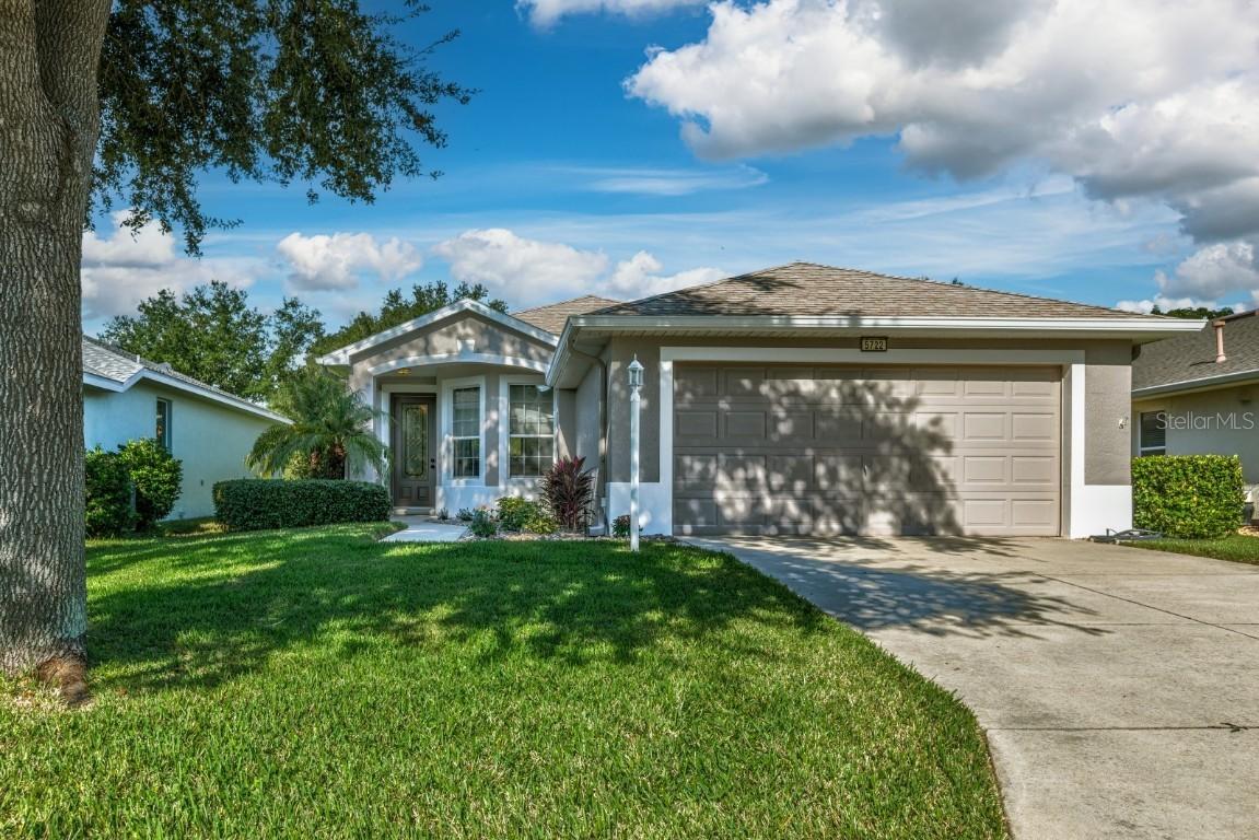 5722 Blue Savannah Dr., Leesburg, FL 34748