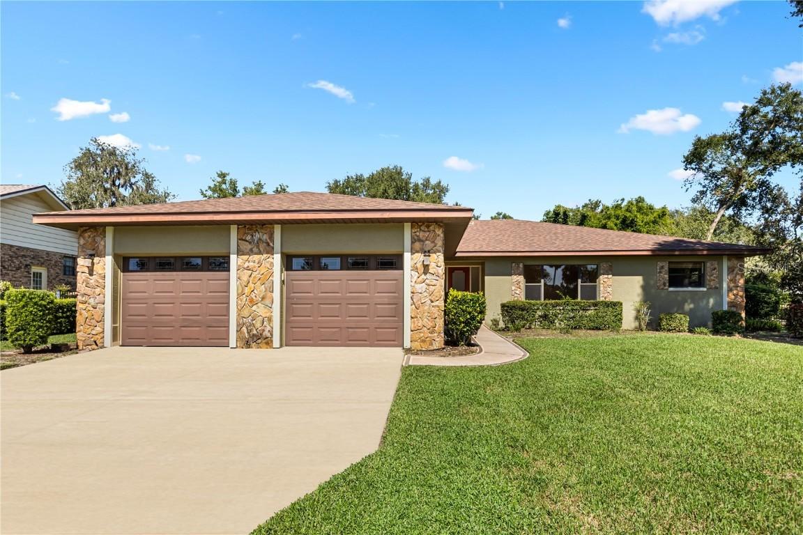4133 Bair Ave., Fruitland Park, FL 34731