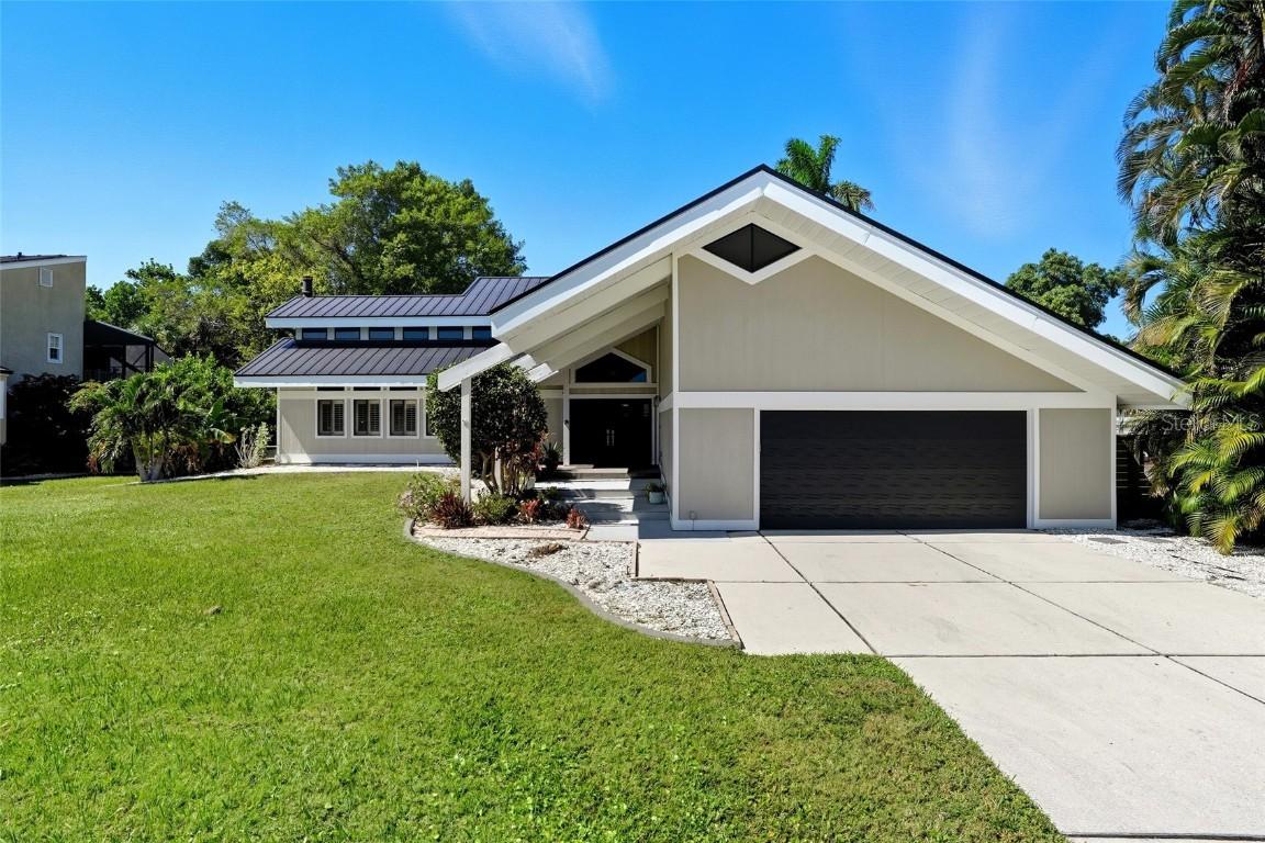 330 Prather Dr., Fort Myers, FL 33919