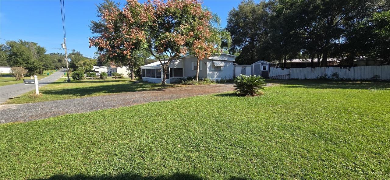 437 Quail St., Lady Lake, FL 32159