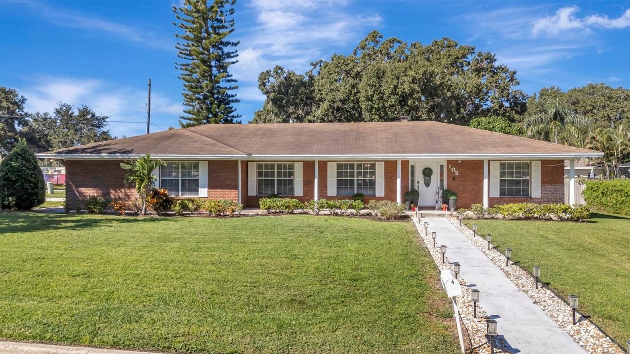 102 Valencia Shores Dr., Winter Garden, FL 34787