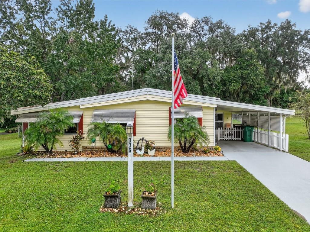 336 Ivanhoe Cir., Lady Lake, FL 32159