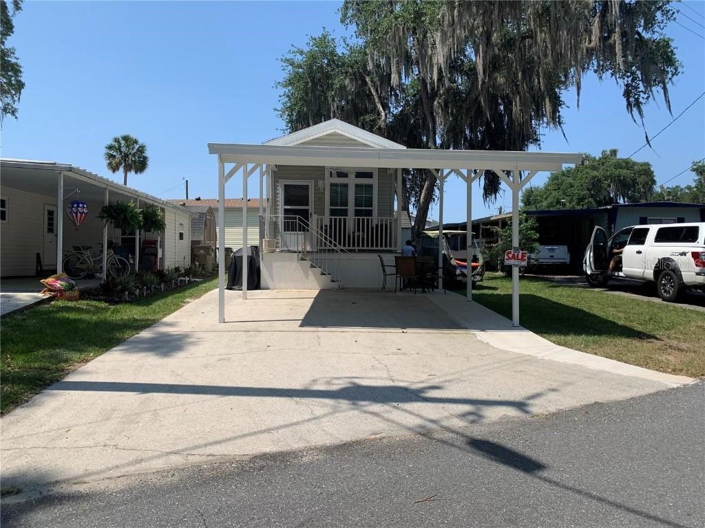 699 Cindi Ave., Leesburg, FL 34788