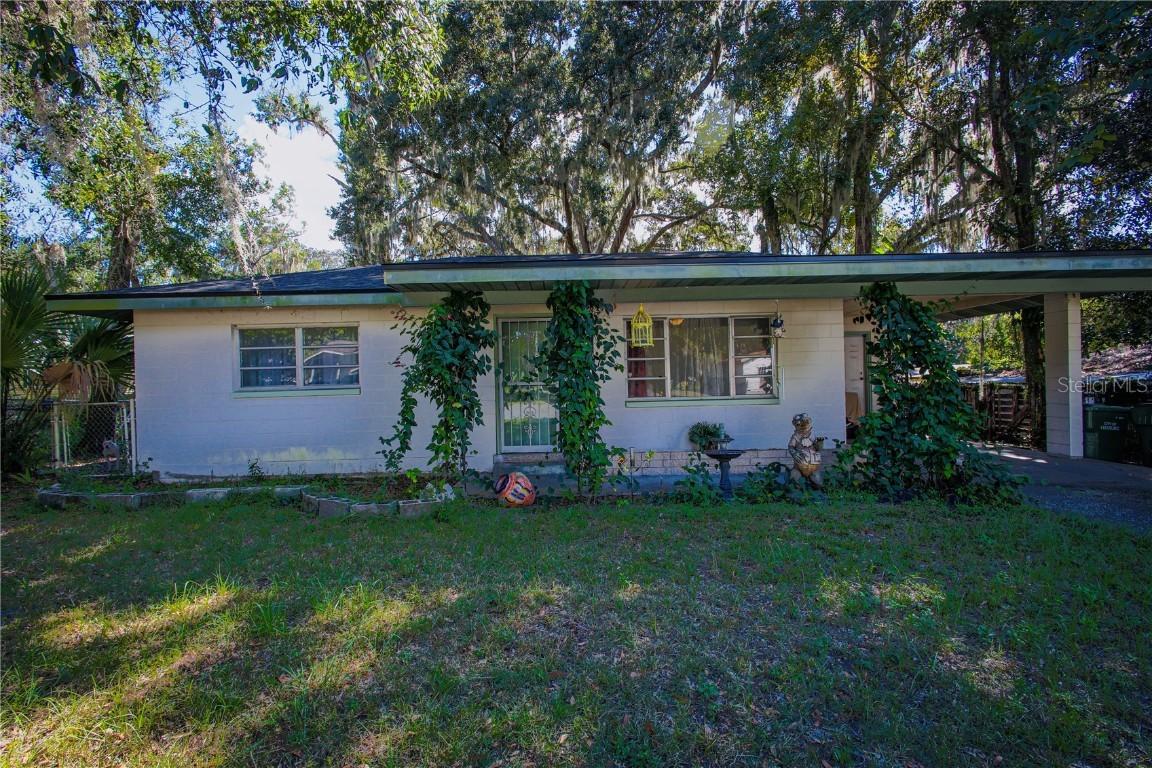 2507 Tecumseh Ave., Leesburg, FL 34748