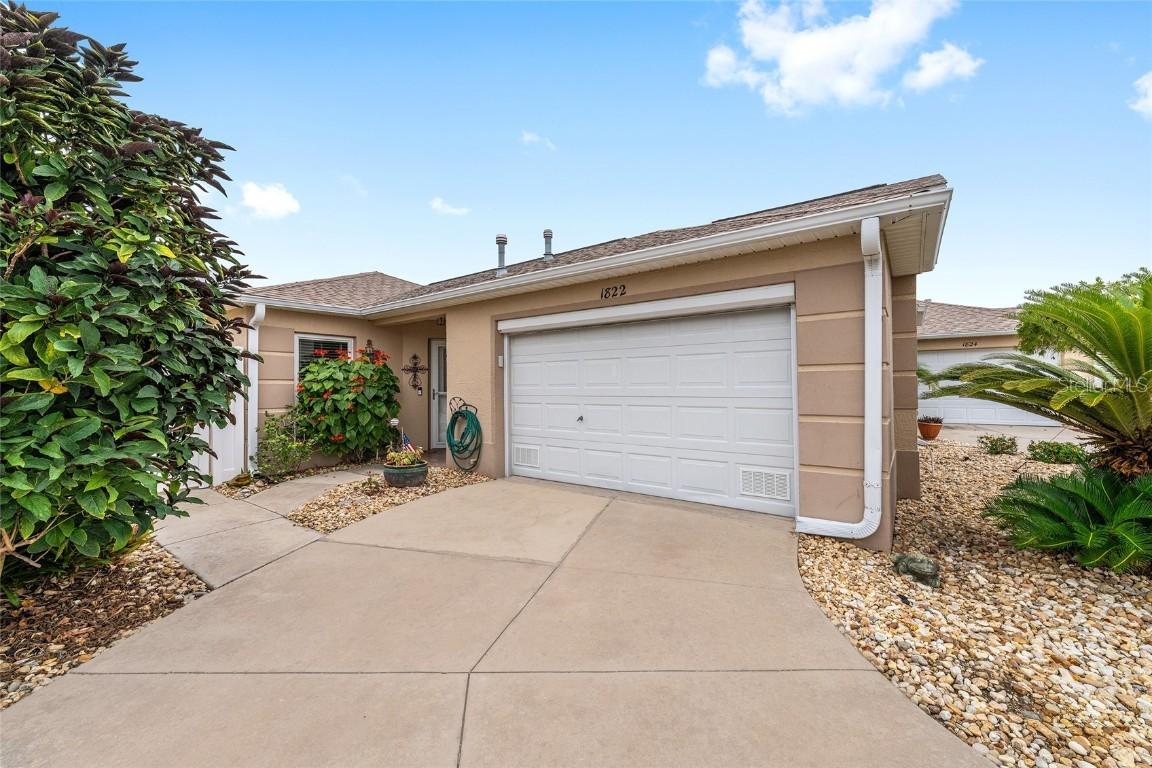 1822 Athens Ln., The Villages, FL 32162