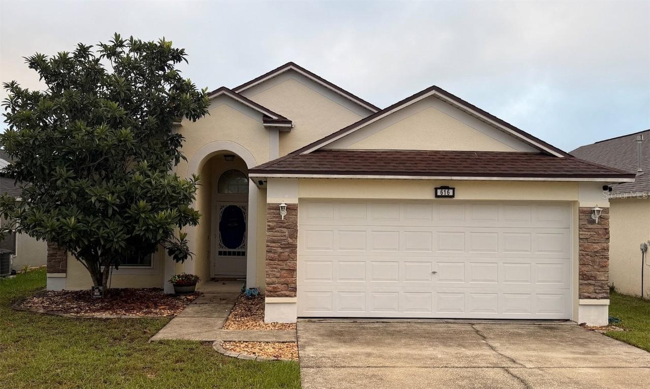 616 Nicholson Dr., Davenport, FL 33837