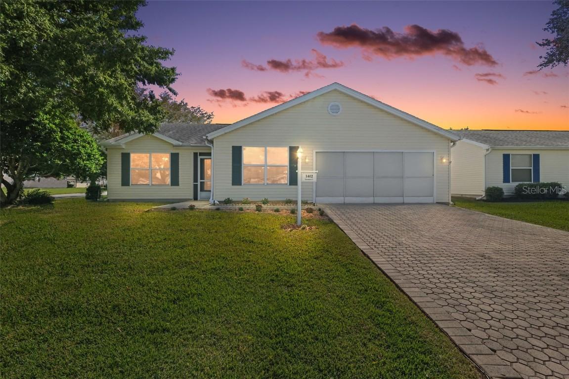 1402 Navarro Ct., The Villages, FL 32159
