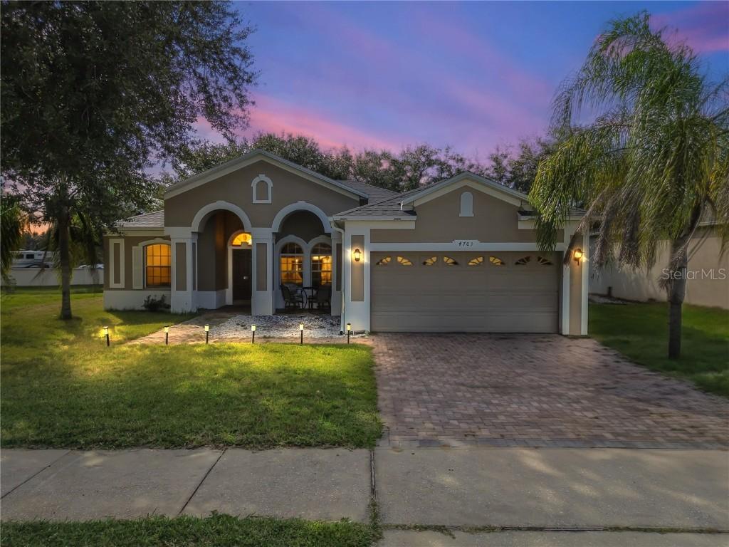 4703 Cape Hatteras Dr., Clermont, FL 34714