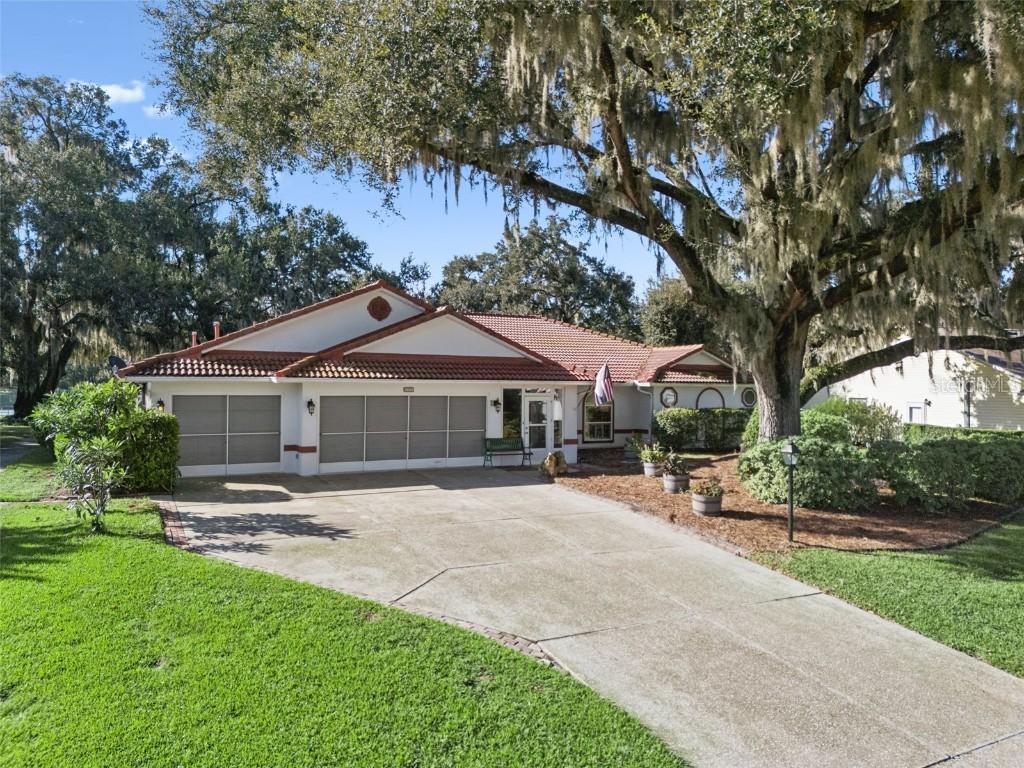 5609 Rosewall Cir., Leesburg, FL 34748