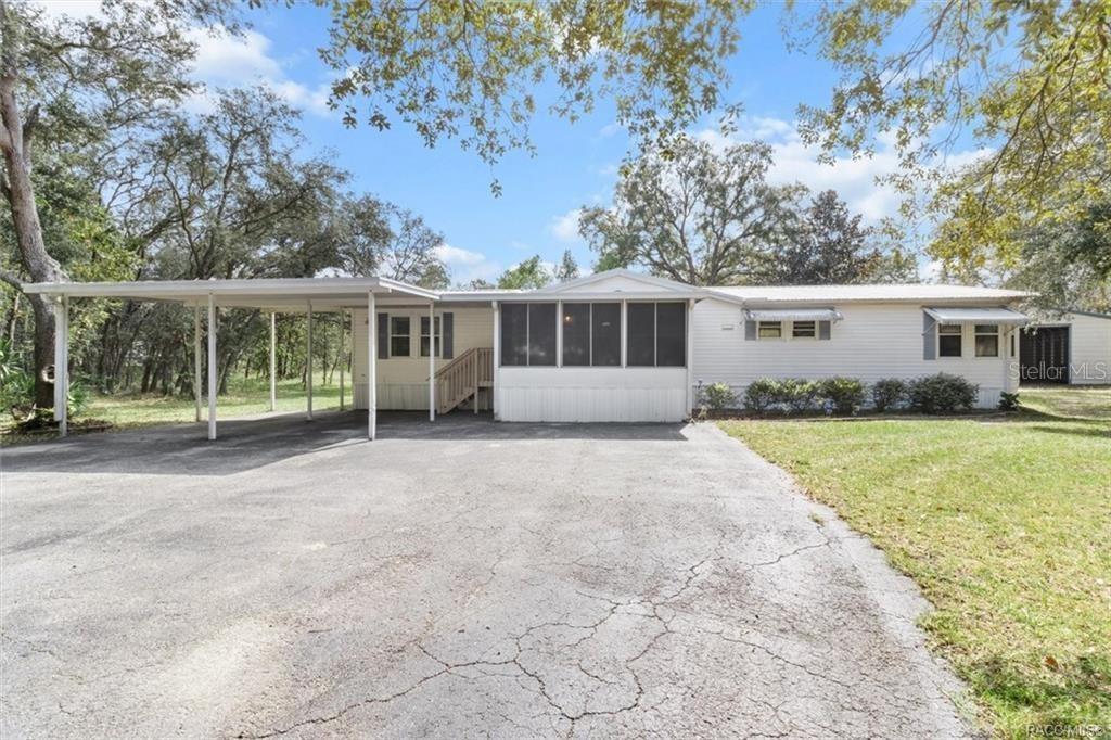 4254 W Meadow St., Homosassa, FL 34446