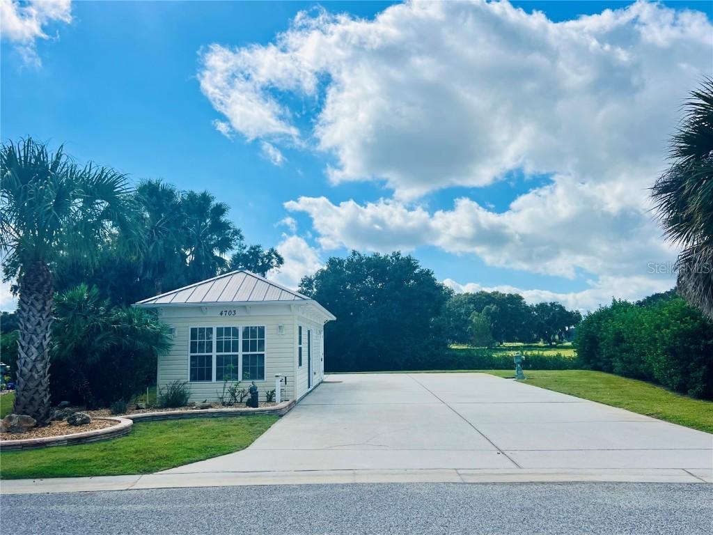 4703 SE 94th Ave., Webster, FL 33597