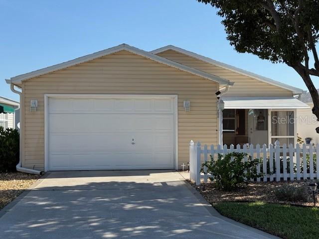 1403 Espinoza Ln., The Villages, FL 32159