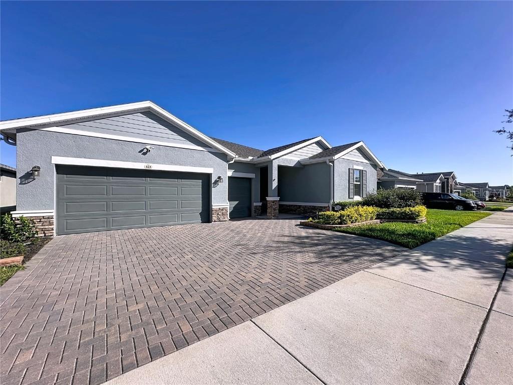623 Conservation Blvd., Groveland, FL 34736