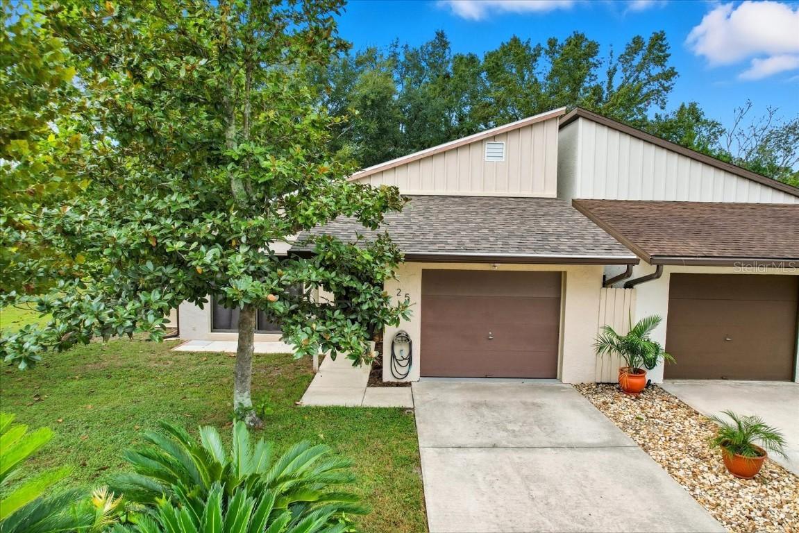 25 Jamaica St., Homosassa, FL 34446