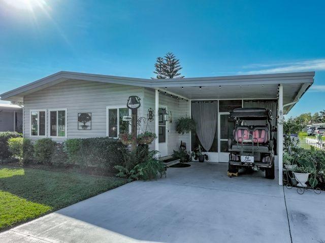 1359 Windsor St., Tavares, FL 32778