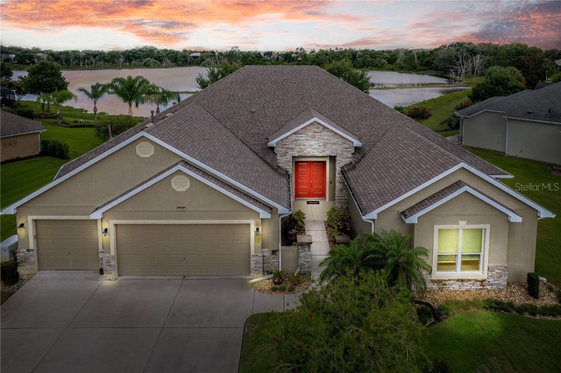 8065 Bridgeport Bay Cir., Mount Dora, FL 32757