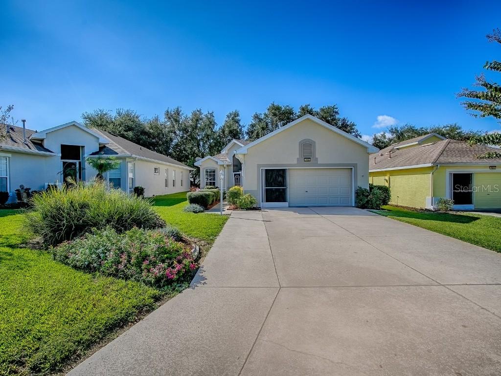 3592 Tropical Seas Loop, Tavares, FL 32778