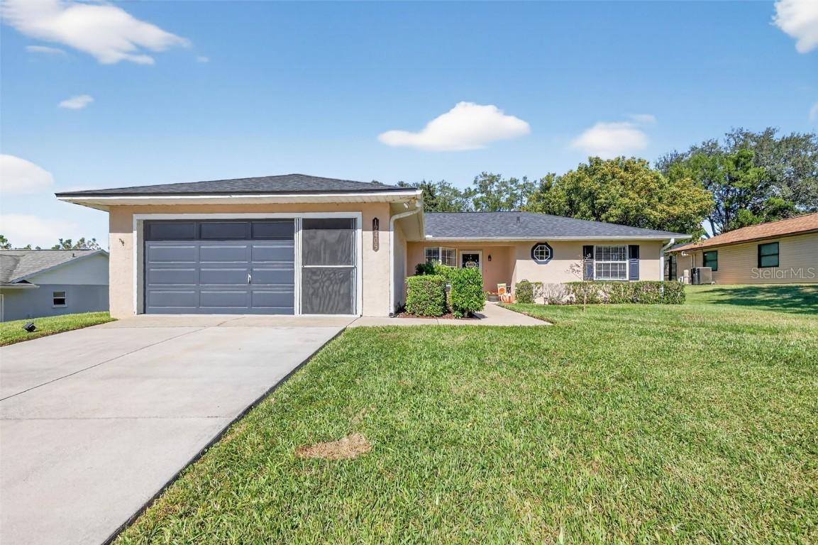 12409 Wedgefield Dr., Grand Island, FL 32735