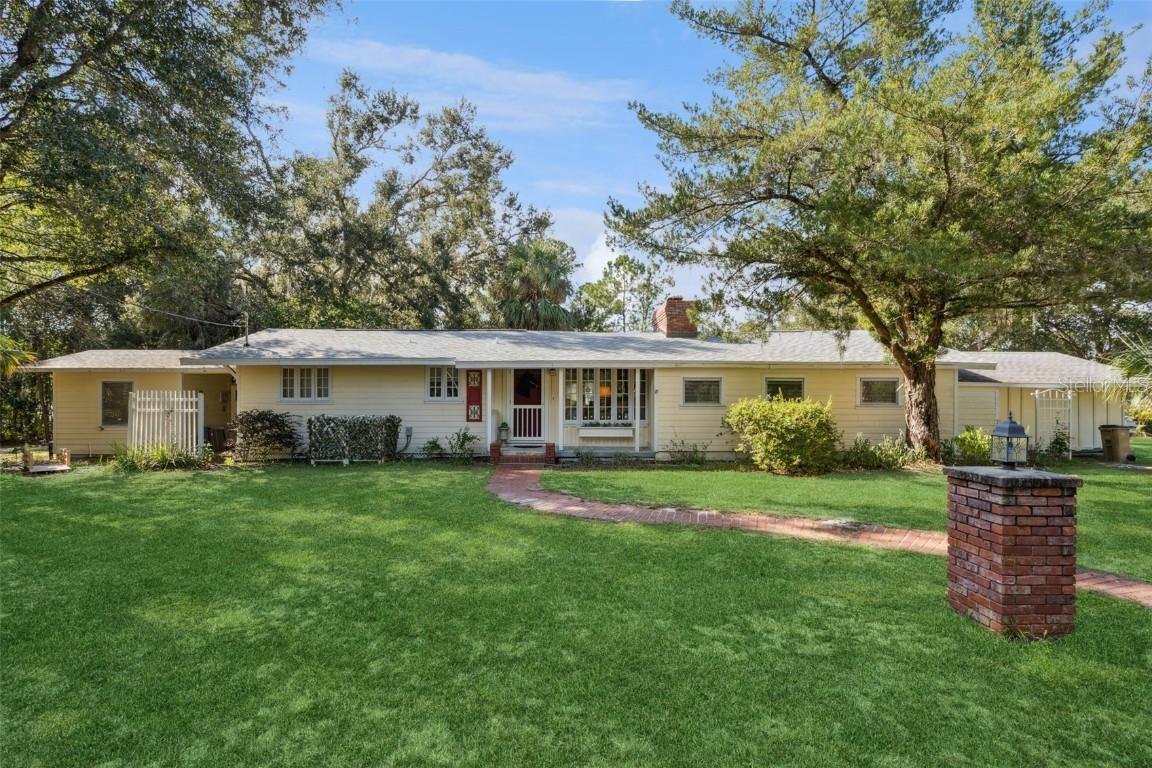 42211 Maggie Jones Rd., Paisley, FL 32767