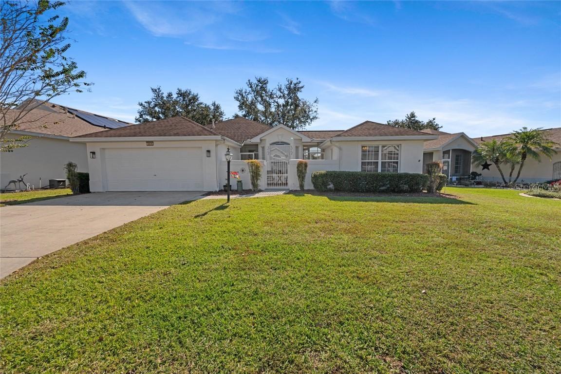 5676 Gulf Stream St., Tavares, FL 32778