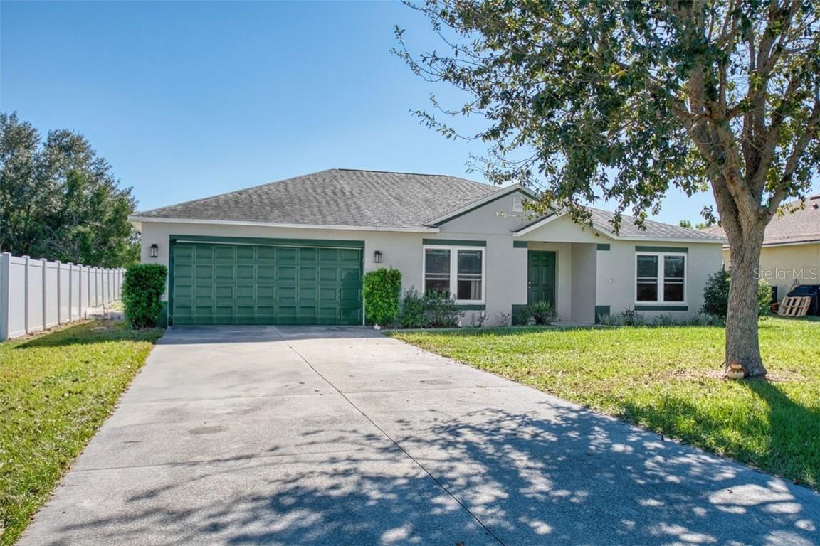 157 Lake Catherine Cir., Groveland, FL 34736