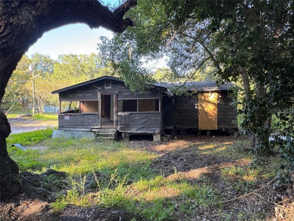 17446 SE 134th Avenue Rd., Weirsdale, FL 32195