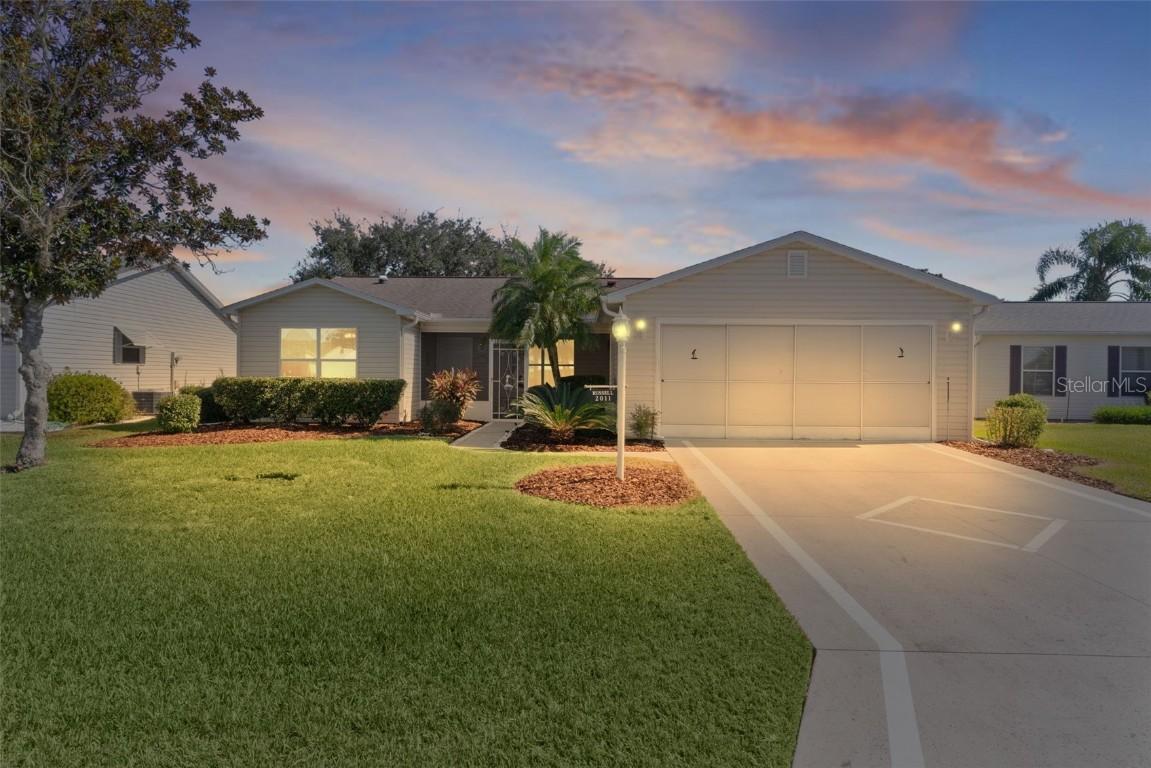 2011 Castano Pl., The Villages, FL 32159