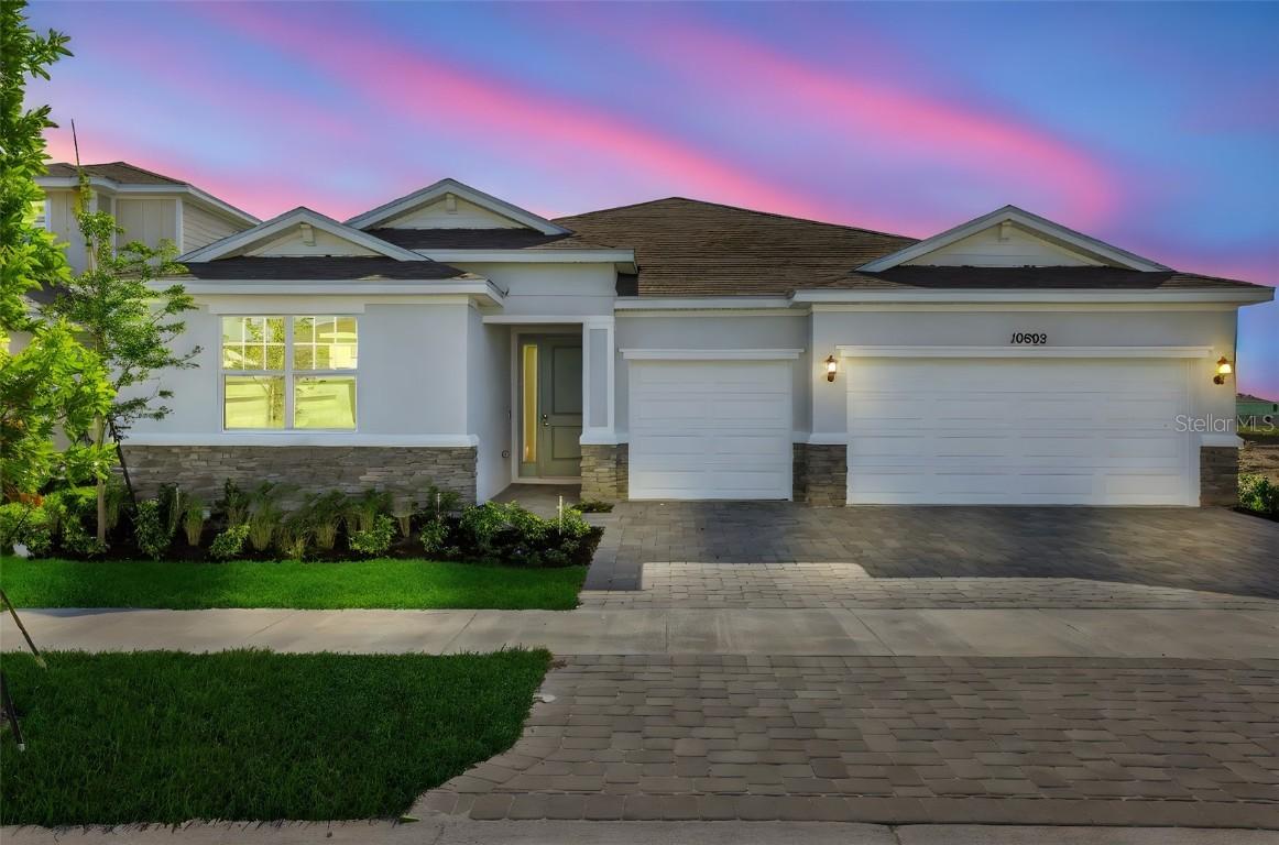 10692 NW Suncrest Loop, Port St Lucie, FL 34987