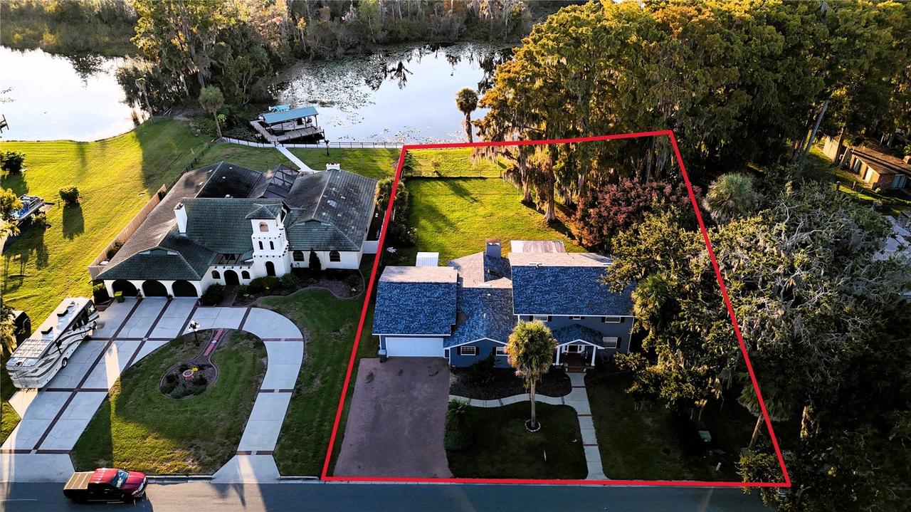 1105 S 9th St., Leesburg, FL 34748