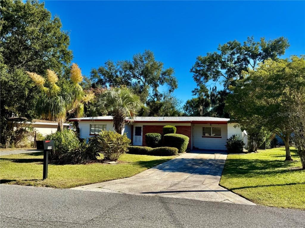 1108 Lee St., Leesburg, FL 34748