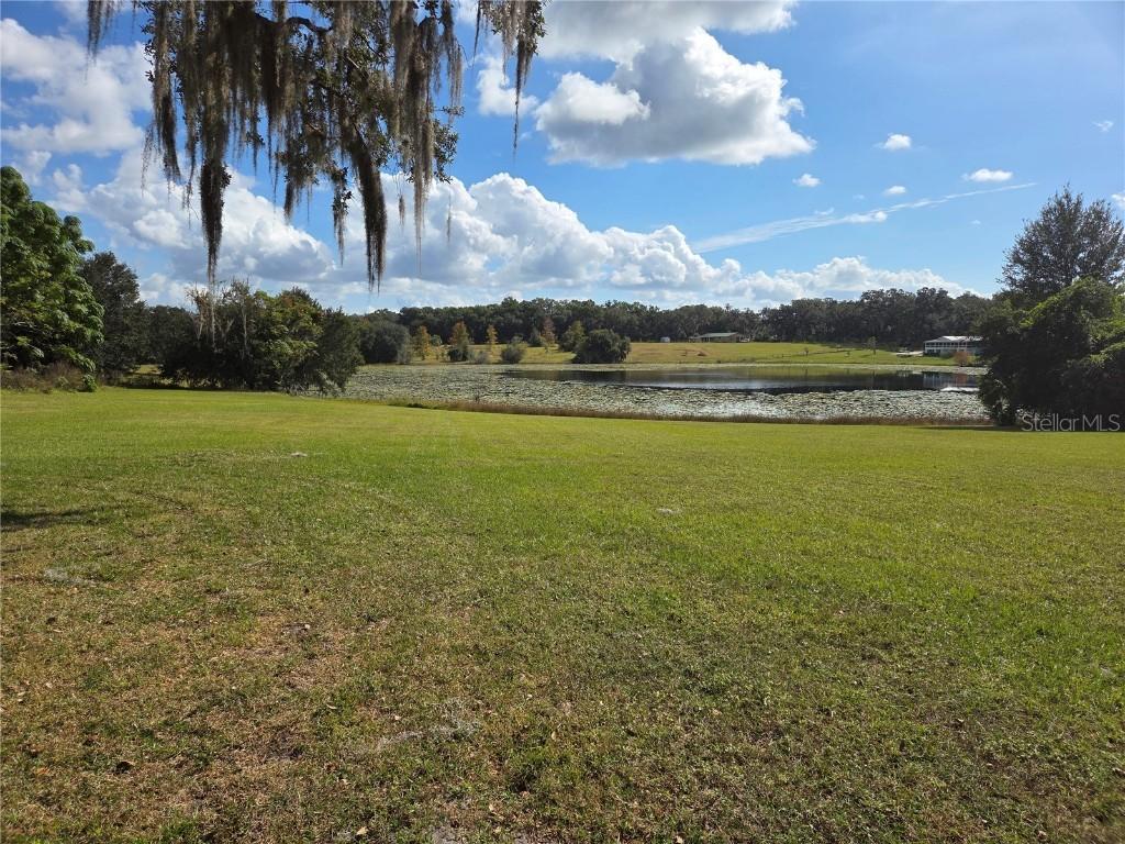 140 E Lemon St., Lady Lake, FL 32159